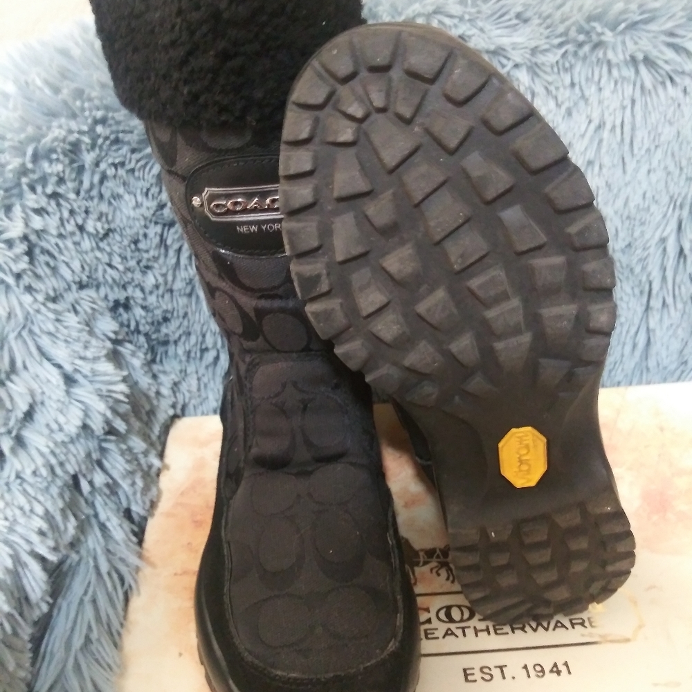 Boots - Picture 2 of 8